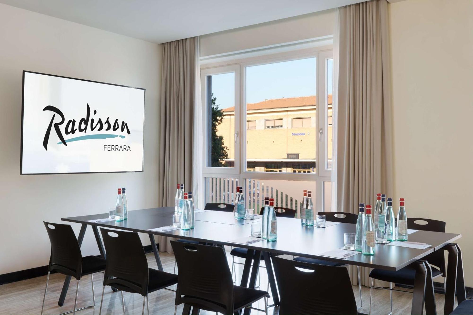 Radisson Hotel 페라라 외부 사진