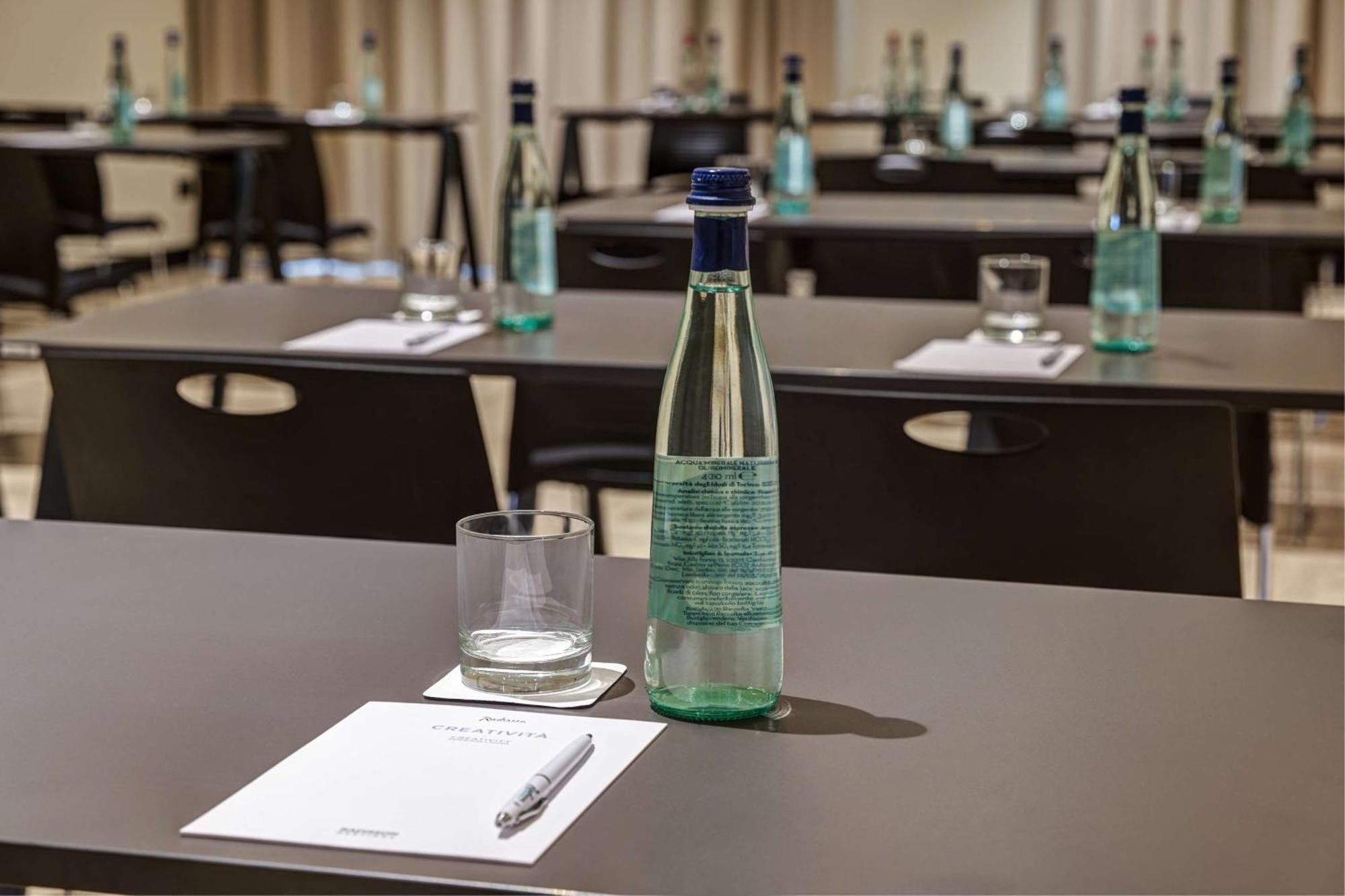 Radisson Hotel 페라라 외부 사진